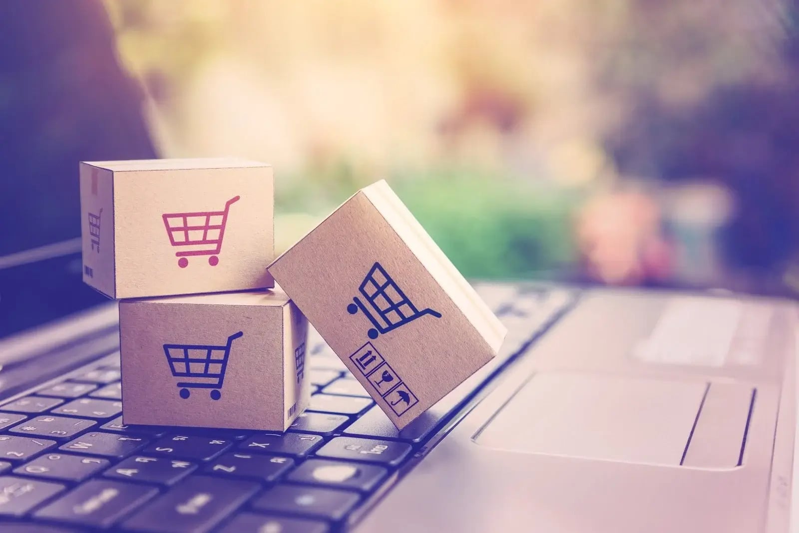 Ηλεκτρονικές αγορές και marketplaces — εικόνα του Financial Report